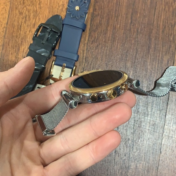 Fossil Smartwatch - Picture 7 of 9